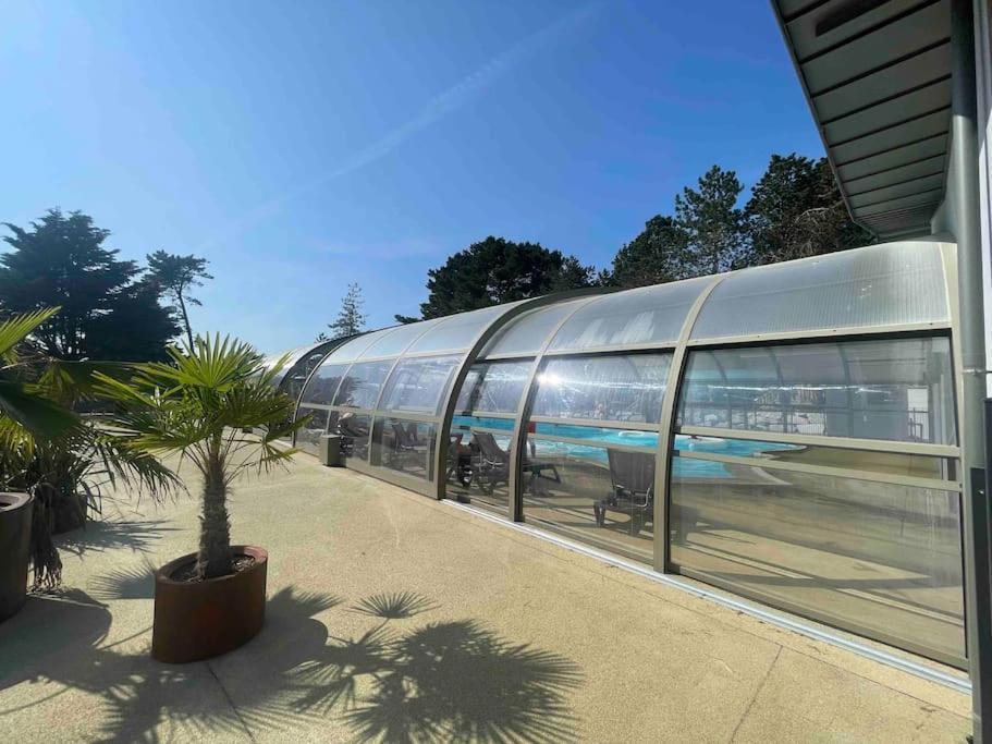 Cottage Dans Parc Residentiel De Loisirs, Piscine, 150M De La Mer Jullouville-les-Pins Exterior photo